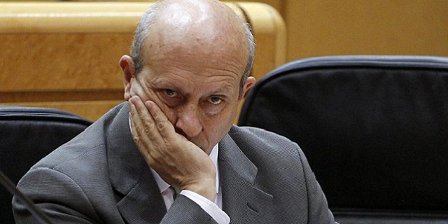 El Consejo de Estado avergüenza a Wert: la reforma de las becas rompe la igualdad de oportunidades El Consejo de Estado avergüenza a Wert: la reforma de las becas rompe la igualdad de oportunidades