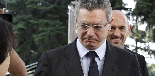 Gallardón manipula la realidad a gusto de Rajoy y se inventa un 1 de agosto de compromiso con anónimos valores