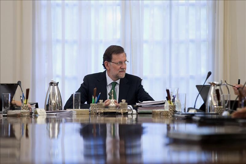 Las bombas de relojería de Rajoy: financiación irregular, corrupción a granel en Valencia, el 'tocado' presidente del TC... Las bombas de relojería de Rajoy: financiación irregular, corrupción a granel en Valencia, el 'tocado' presidente del TC...