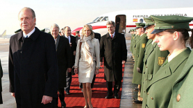 El rey Juan Carlos I y Corinna zu Sayn-Wittgenstein en un viaje oficial.