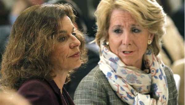 Aguirre 'huele la sangre' en el PP y retoma el discurso de las primarias Aguirre 'huele la sangre' en el PP y retoma el discurso de las primarias