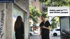 Momento en el que la periodista de Espejo Público es acosada en la calle