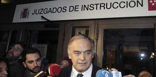 González Pons arranca un juicio de faltas por coacciones contra dos de las personas que le 'escrachearon'