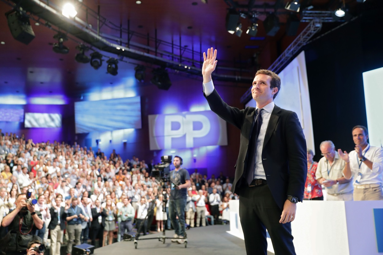 El palentino Pablo Casado, durante su discurso tras ser elegido nuevo presidente del PP