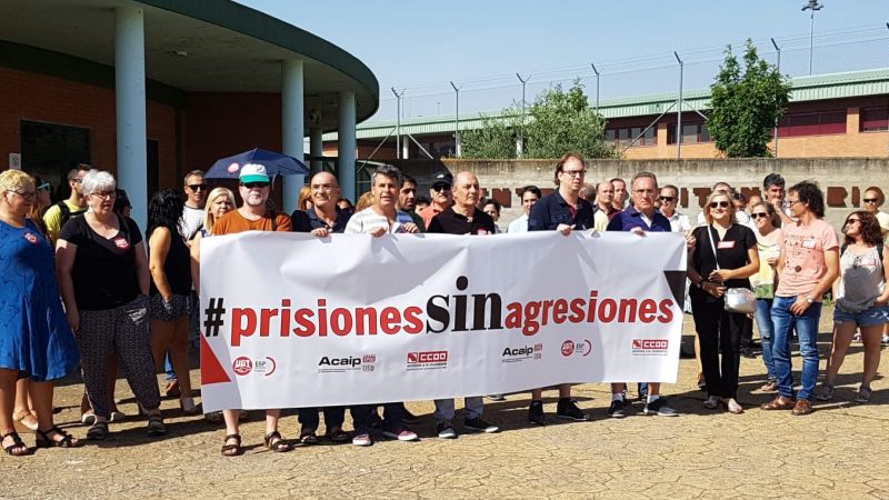 Concentración ante la Cárcel de Dueñas, en Palencia. UGT Concentración ante la Cárcel de Dueñas, en Palencia. UGT