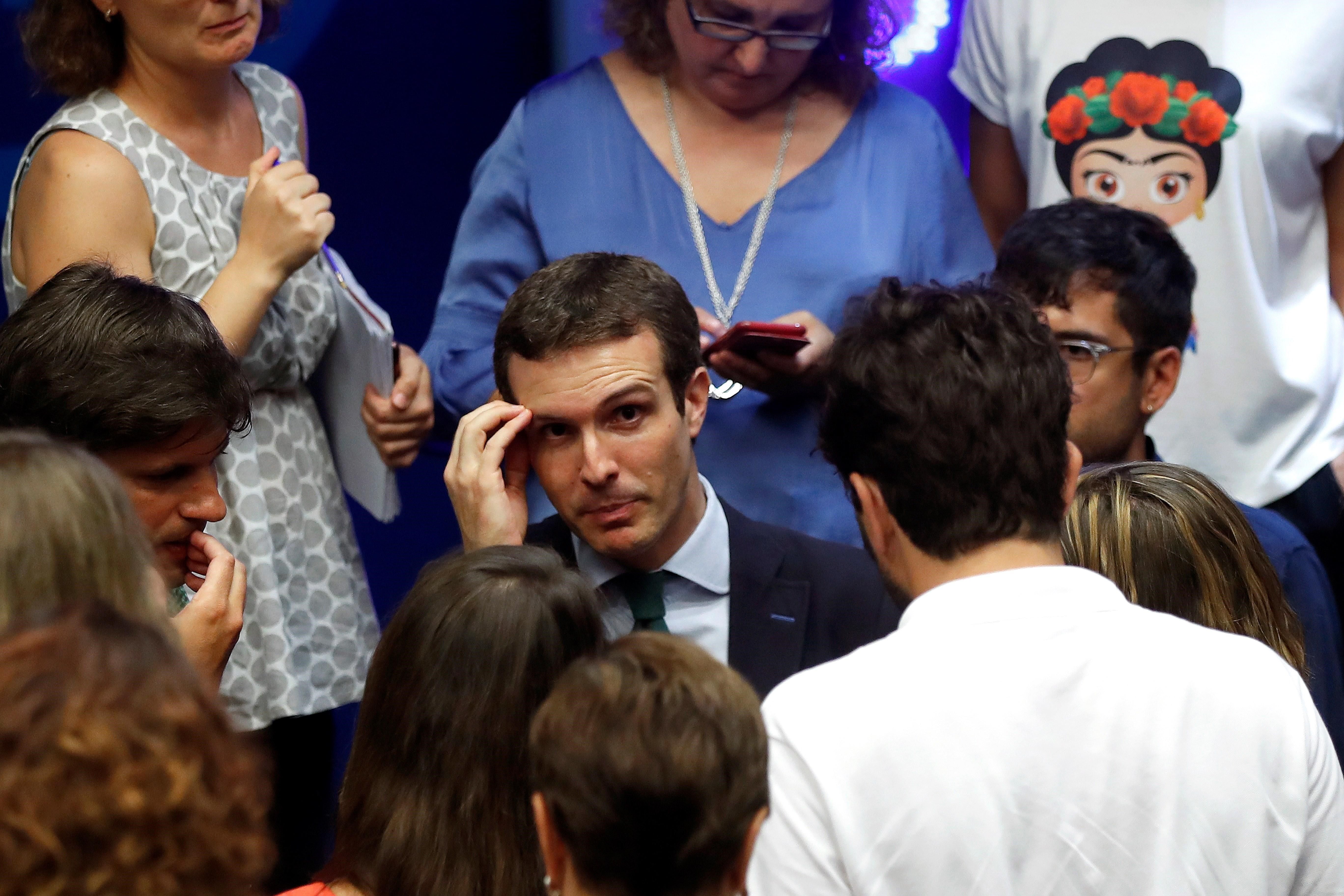 Pablo Casado durante su comparecencia ante los medios tras la petición al Supremo de que se le investigue por el 'caso Máster'