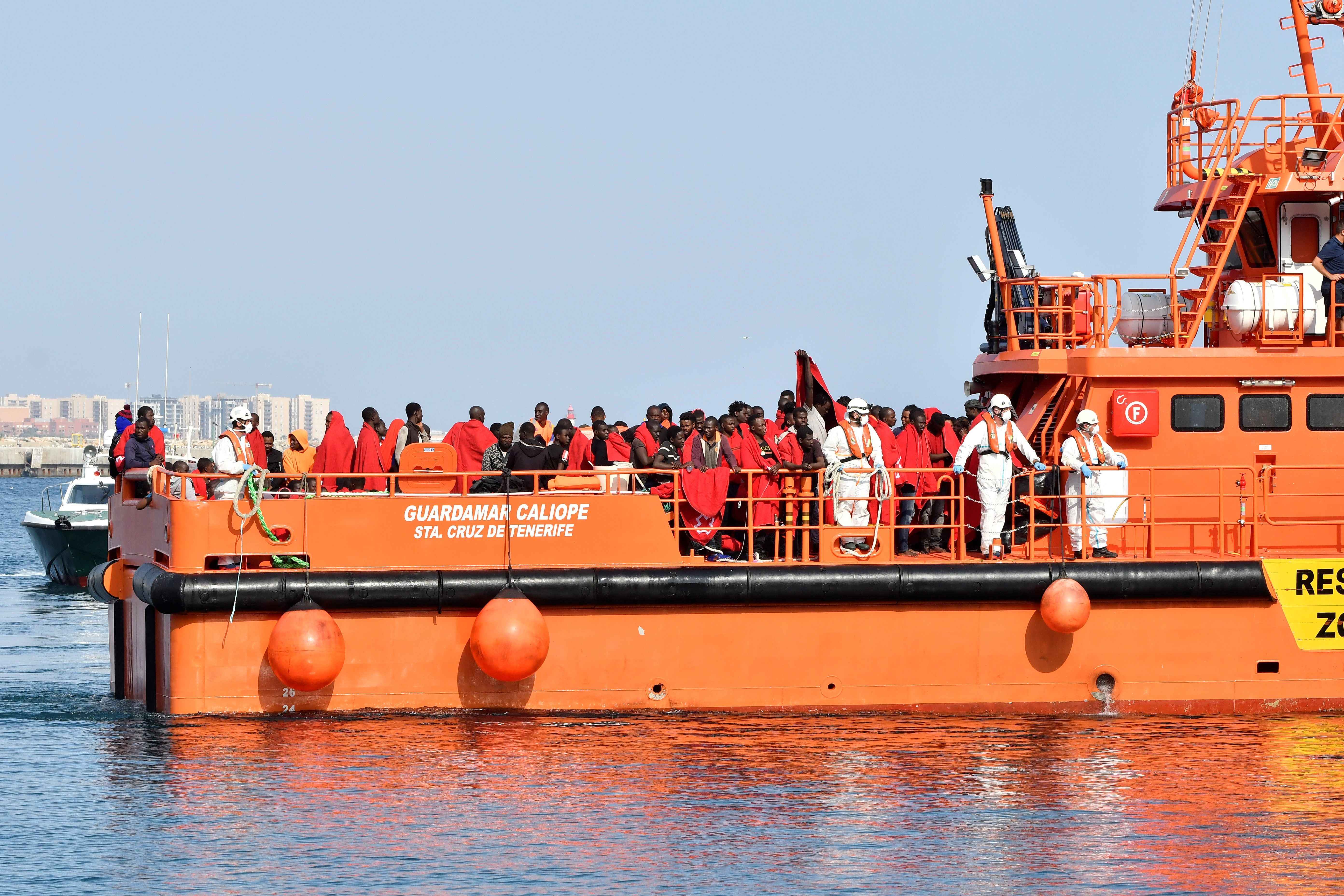 Inmigrantes rescatados en el mar de Alborán.