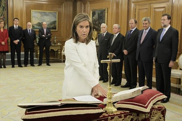 Ana Mato jura el cargo de Ministra. Diciembre 2011