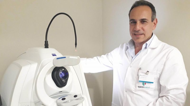 El doctor Nabil Ragaei Kamel, jefe del Servicio de Oftalmología del Hospital Quirónsalud Marbella.