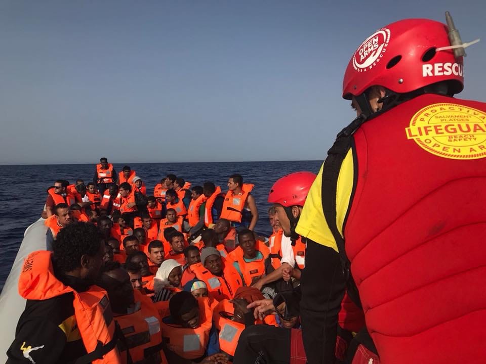 Rescate llevado a cabo por uno de los barcos de Open Arms. 