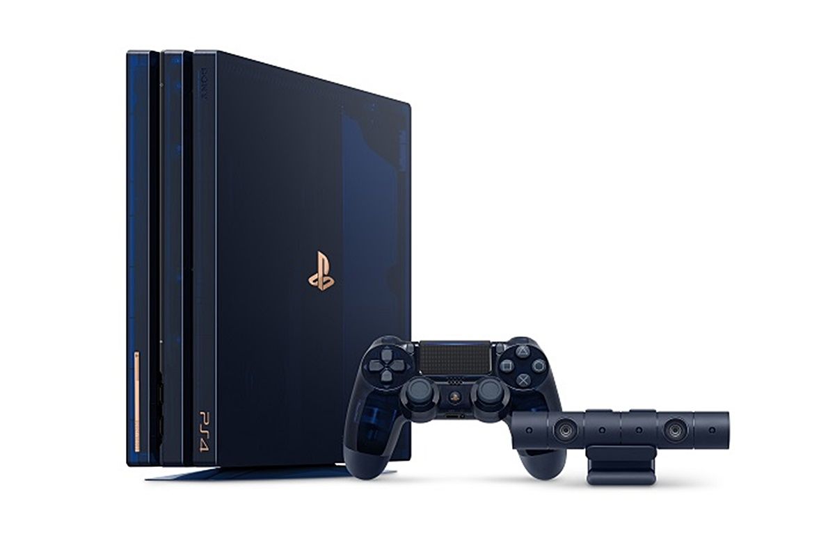 En total Sony ha puesto a la venta 50.000 unidades de la PS4Pro 500Million PSCamera.