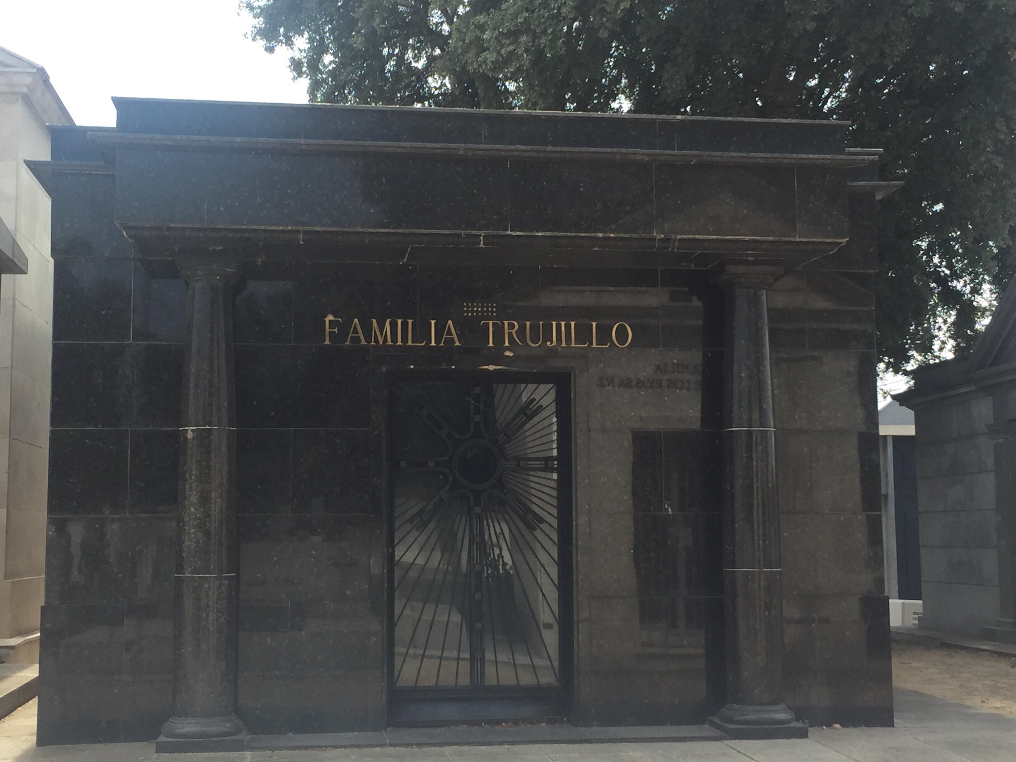 El Panteón de la Familia Trujillo en El Pardo, Madrid