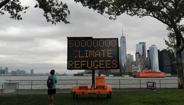 Panel de la obra Climate Signals. Foto: TMC/Justin Brice Guariglia 