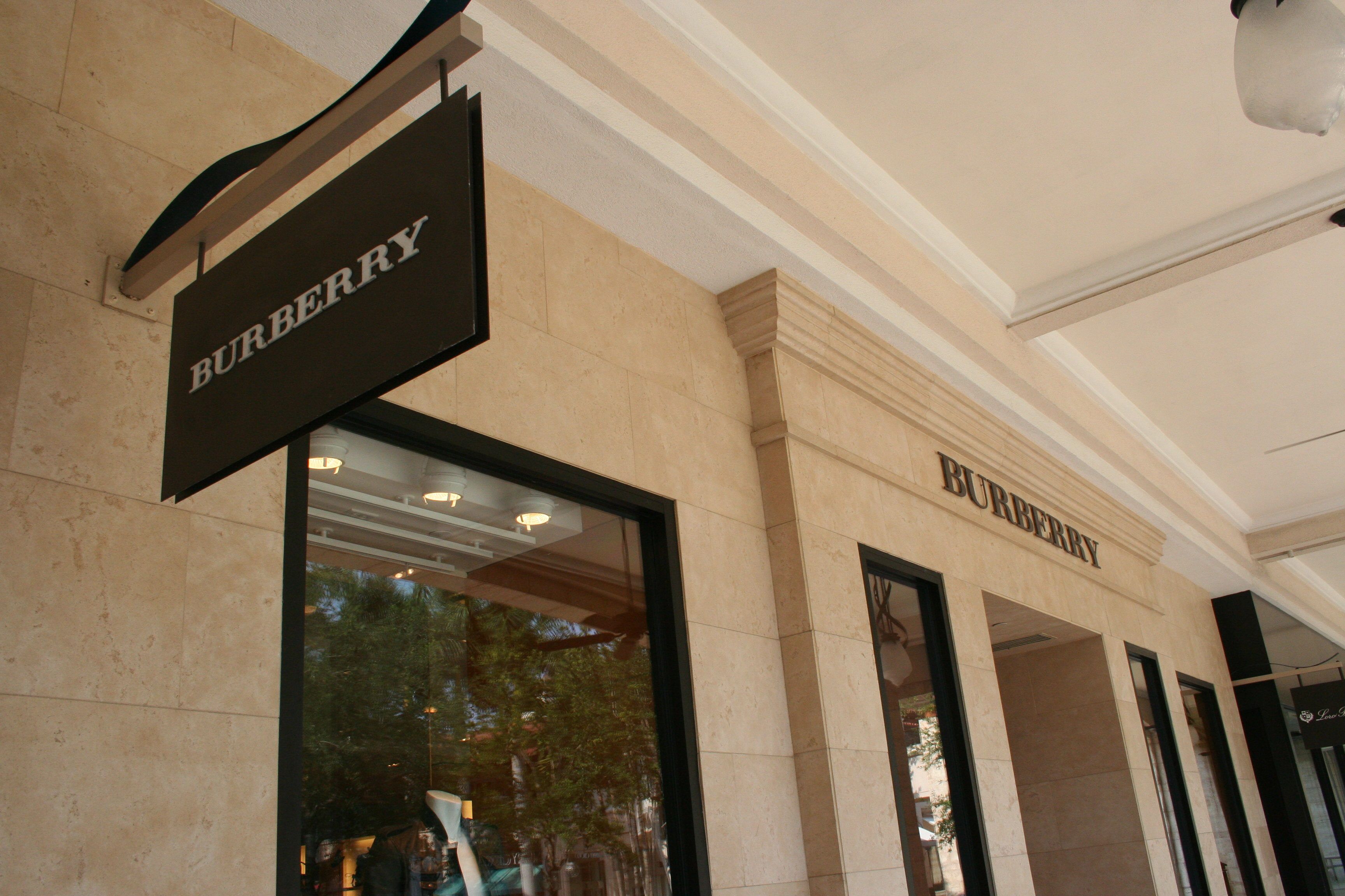 Tienda de Burberry en el mall Merrick Plaza de Coral Gables, ciudad aledaña a Miami - EFE/Archivo