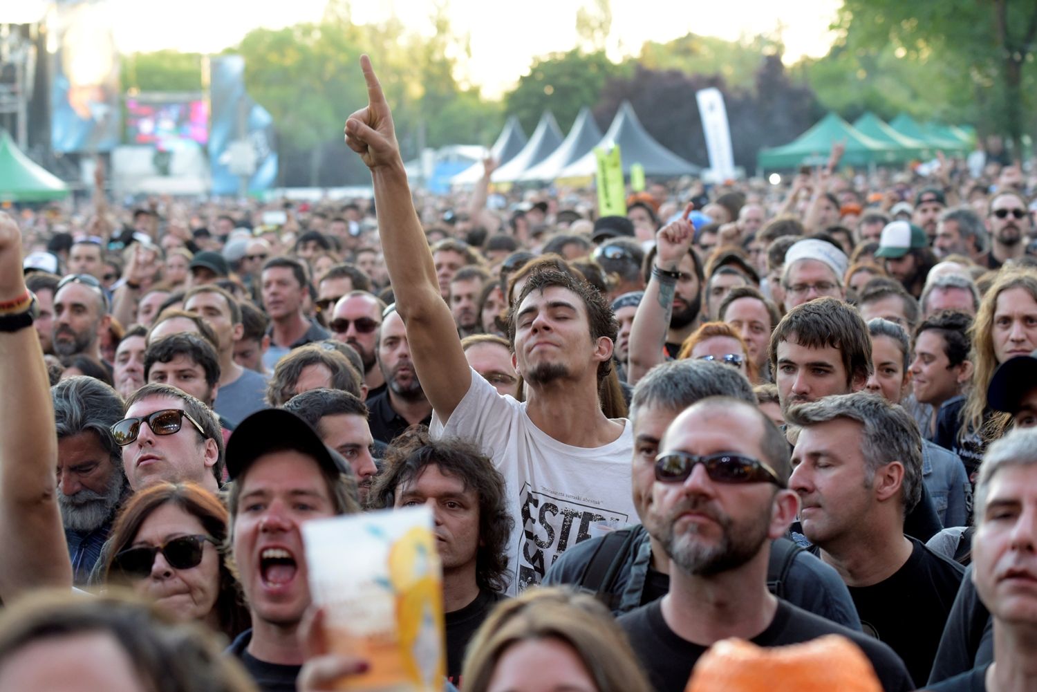 Aunque los festivales de música siguen funcionando, el soporte digital continúa en auge. (Foto: EFE)