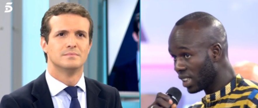 Pablo Casado recibe la pregunta de un senegalés en El Programa de Ana Rosa