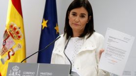 Carmen Montón, exministra de Sanidad, Consumo y Bienestar Social, anuncia acciones legales contra 'ABC'