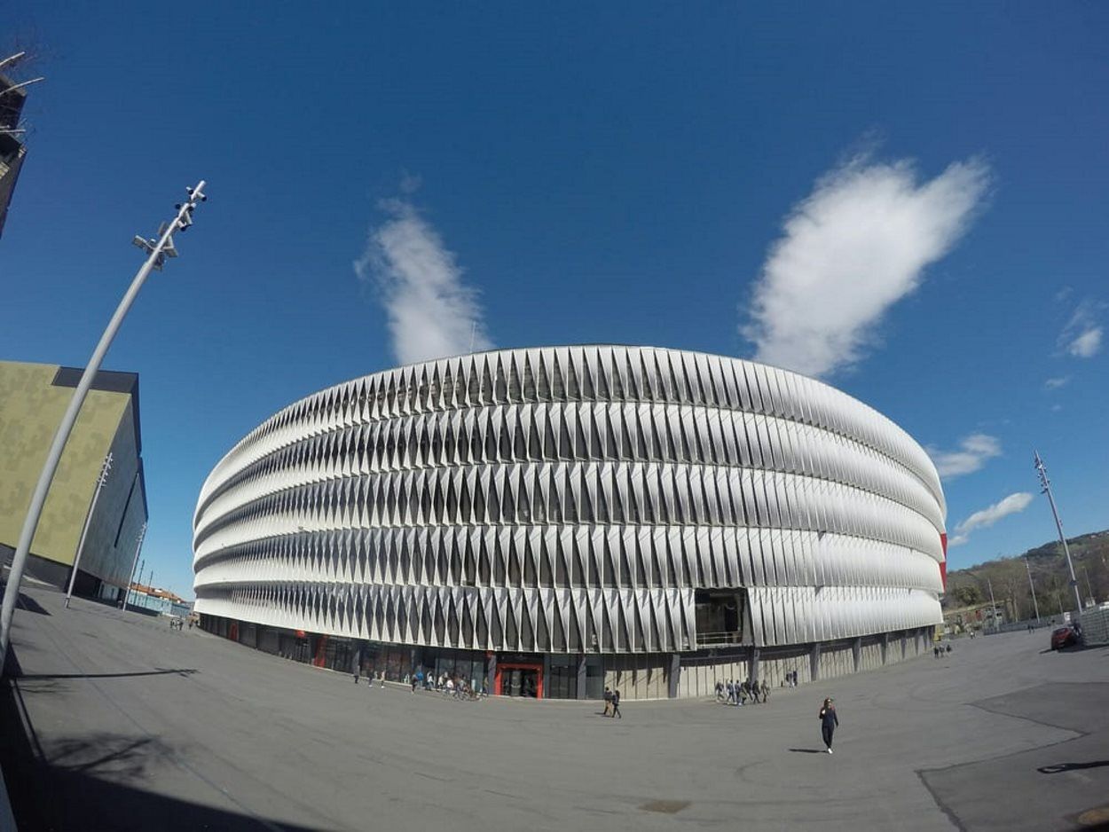 El exterior del estadio San Mamés.