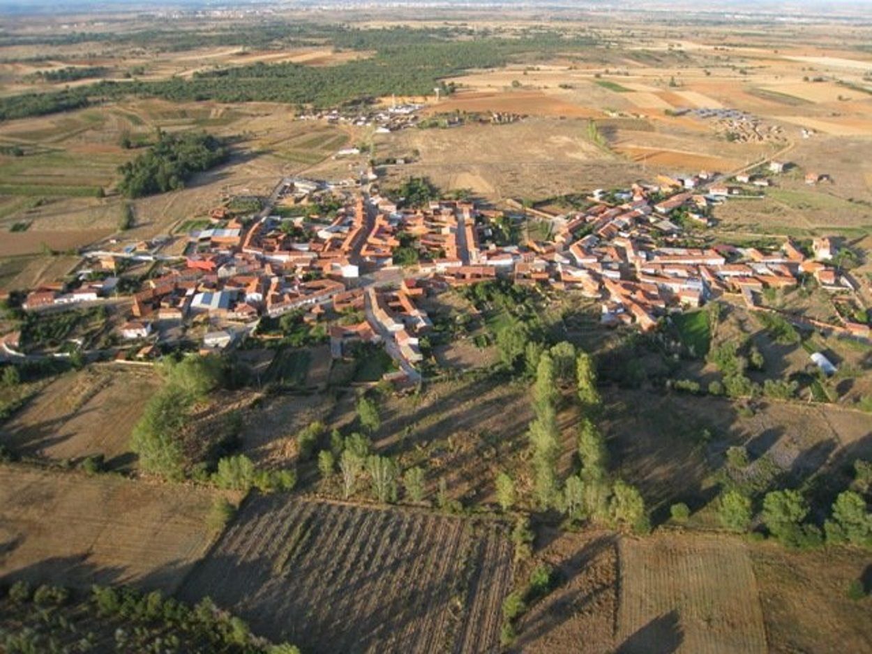 Chozas de Abajo, pueblo de León. Ayuntamiento de Chozas de Abajo