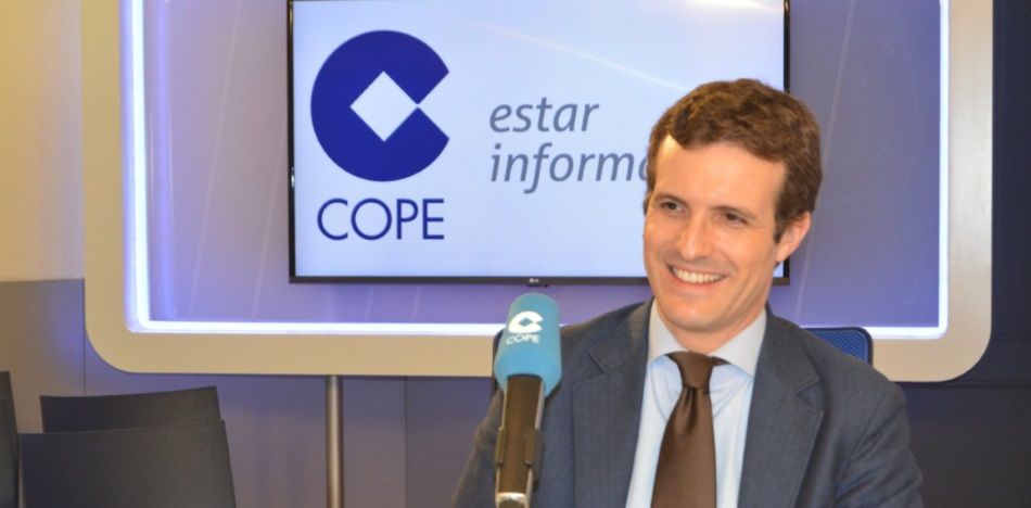 El presidente del PP, Pablo Casado, en Herrera en la Cope