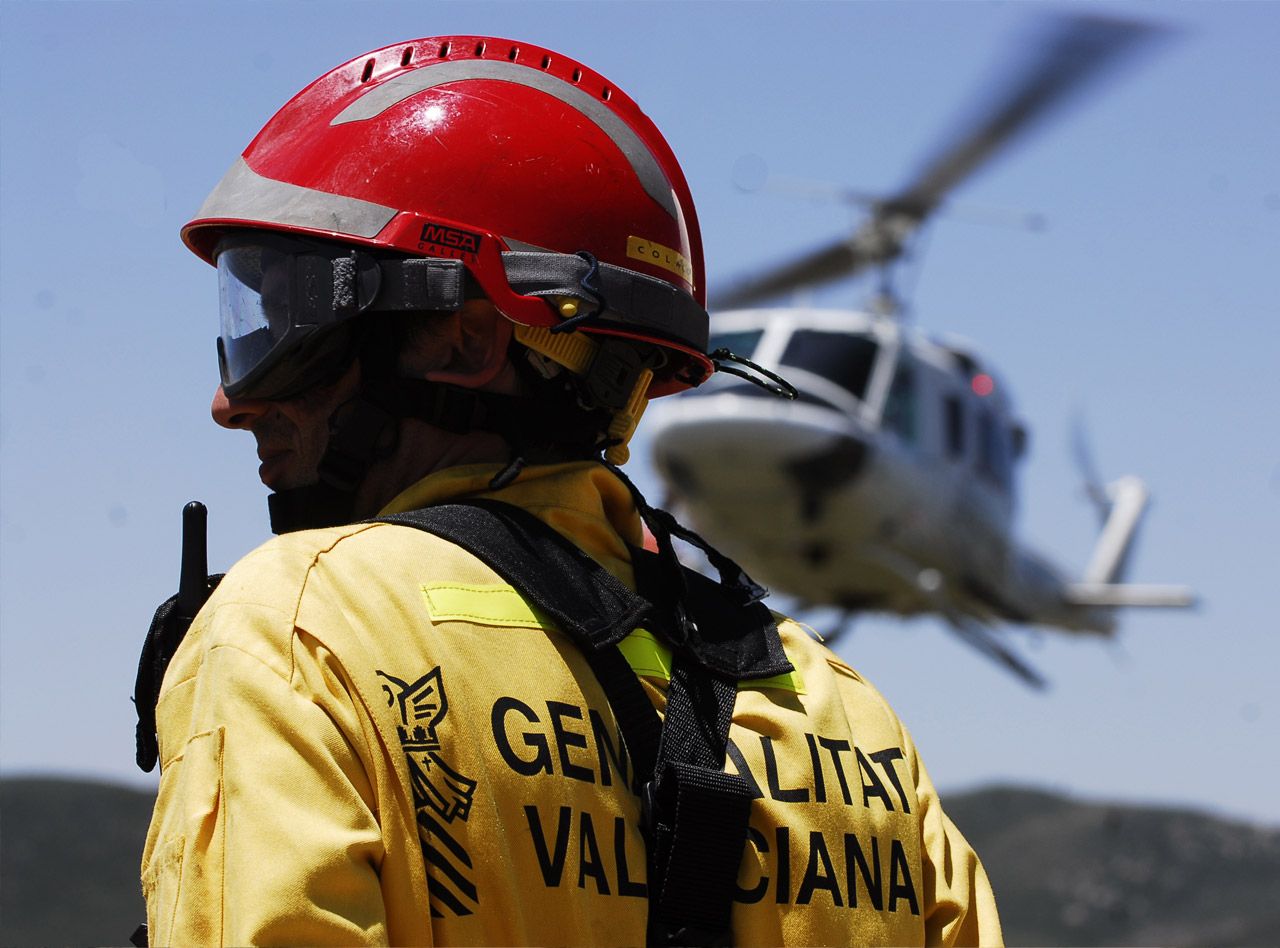 Bombero forestal de la Comunidad Valenciana en una imagen de archivo