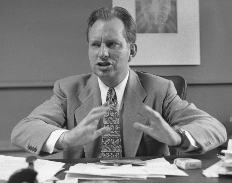 Para L. Ron Hubbard, fundador de la cienciología, la homosexualidad era una perversión y una enfermedad mental. Para L. Ron Hubbard, fundador de la cienciología, la homosexualidad era una perversión y una enfermedad mental.