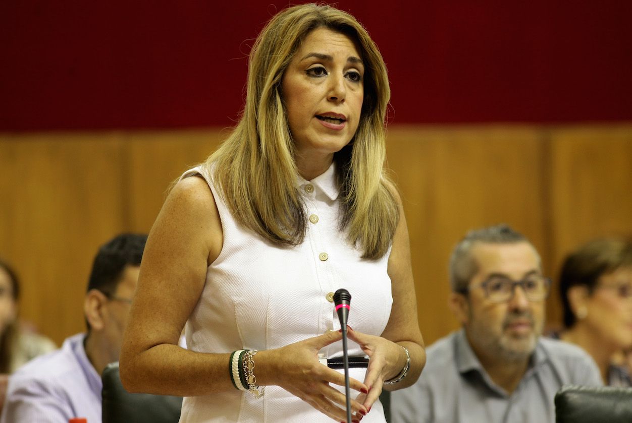 La presidenta Susana Díaz, este mañana en la sesión de control del Parlamento.