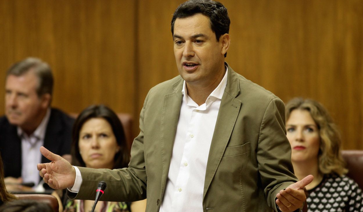 El presidente del PP-A, Juanma Moreno, ayer en el Parlamento andaluz.