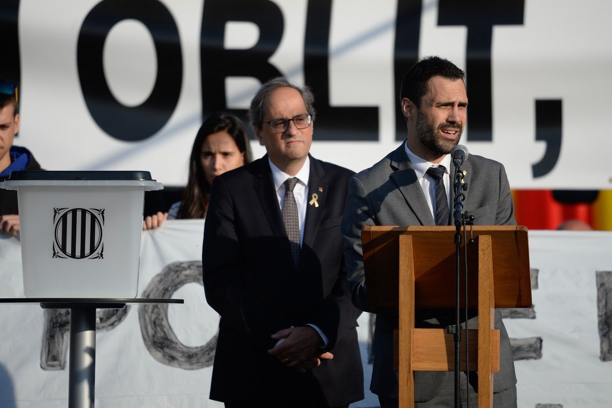 Quim Torra, president de la Generalitat, junto a Roger Torrent, president del Parlament. EP