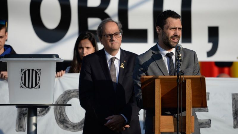 Quim Torra, president de la Generalitat, junto a Roger Torrent, president del Parlament. EP