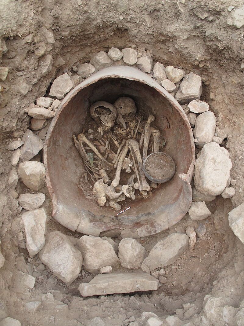 Enterramiento de dos hombres de la Edad de Bronce. Foto: Proyecto Bastida