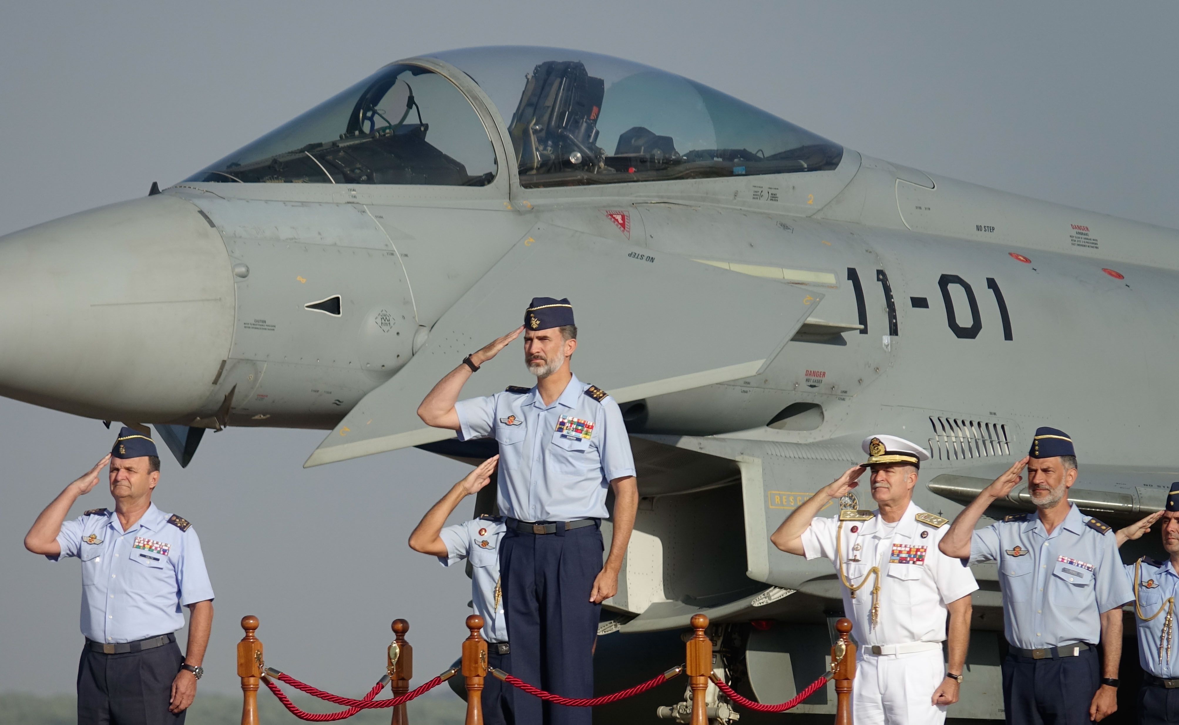 En Morón de la Frontera (Sevilla), el Rey Felipe VI visita la Base Aérea. 