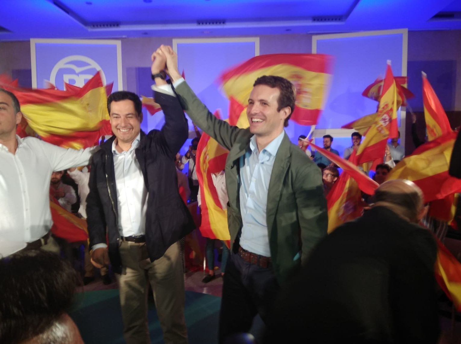 Juan Manuel Moreno Bonilla y Pablo Casado en el acto del PP en Málaga. 