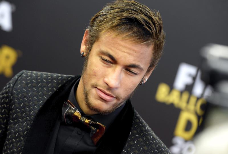 'El Mundo' destapa los trapicheos de Rosell: pagó por Neymar 38 millones más d elo que declaró oficialmente