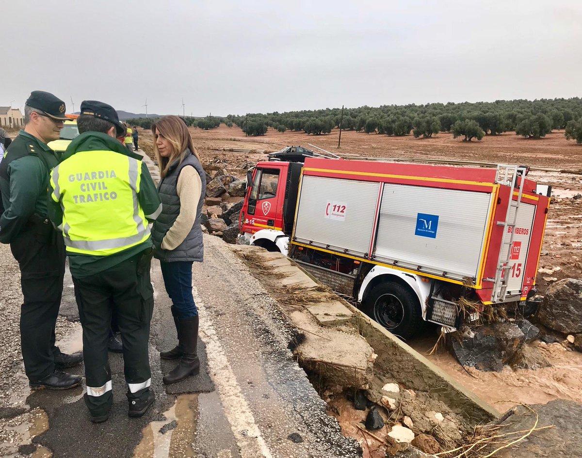 Susana Díaz, en su visita a las zonas afectadas por el temporal.