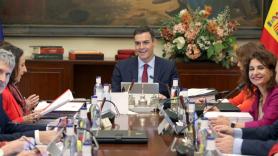 Pedro Sánchez junto a algunos de sus ministros. EP