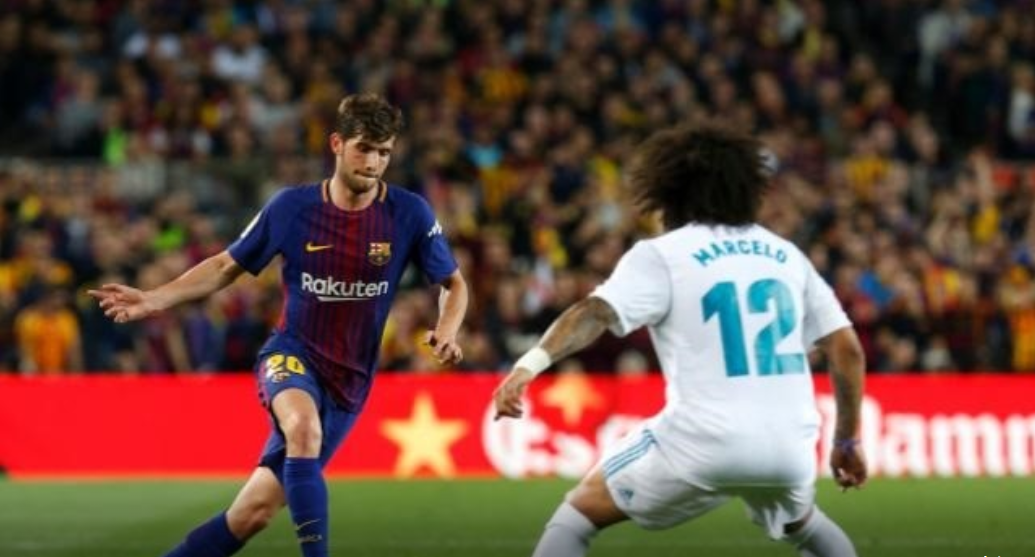 Un partido entre el Real Madrid y el Futbol Club Barcelona. LaLiga