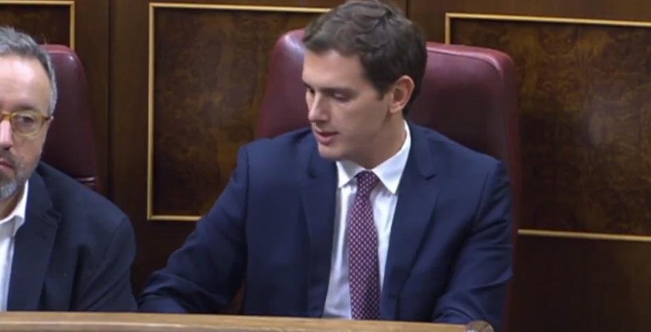 Albert Rivera en su escaño en el Congreso