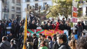 Asistentes al acto de la plataforma España Ciudadana en Alsasua (Navarra).