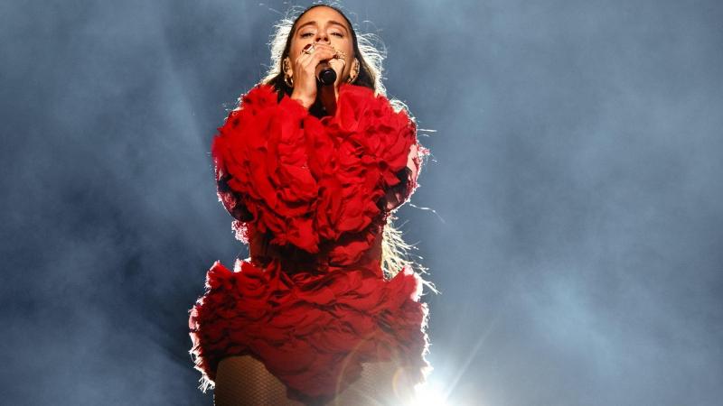Rosalía en la presentación de su nuevo disco 'El Mal querer'. Fuente: Imagen cedida por Red Bull (EuropaPress)