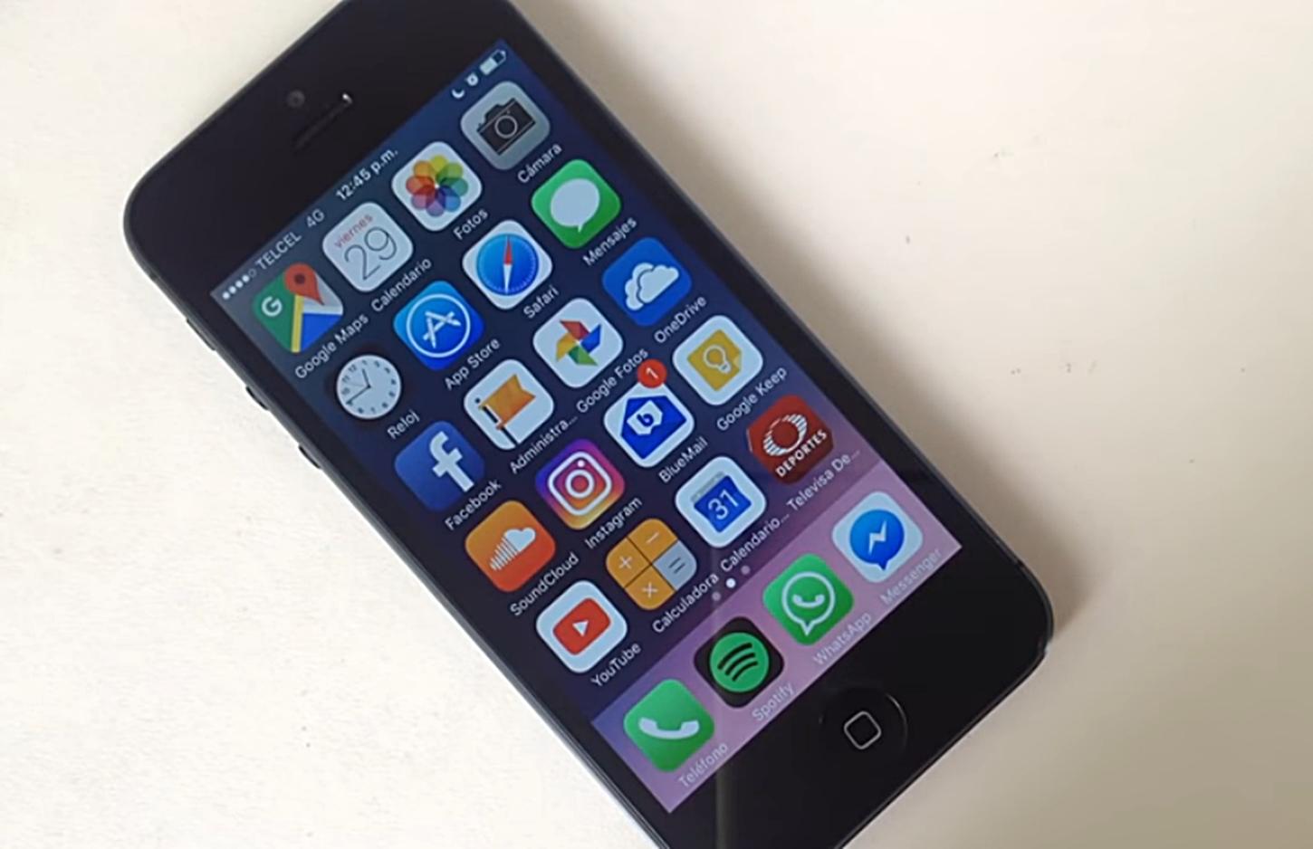 El iPhone 5 de Apple pasa a mejor vida (Foto: YouTube).