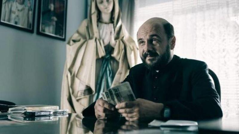 Fotograma de la película 'Kler' Fotograma de la película 'Kler'