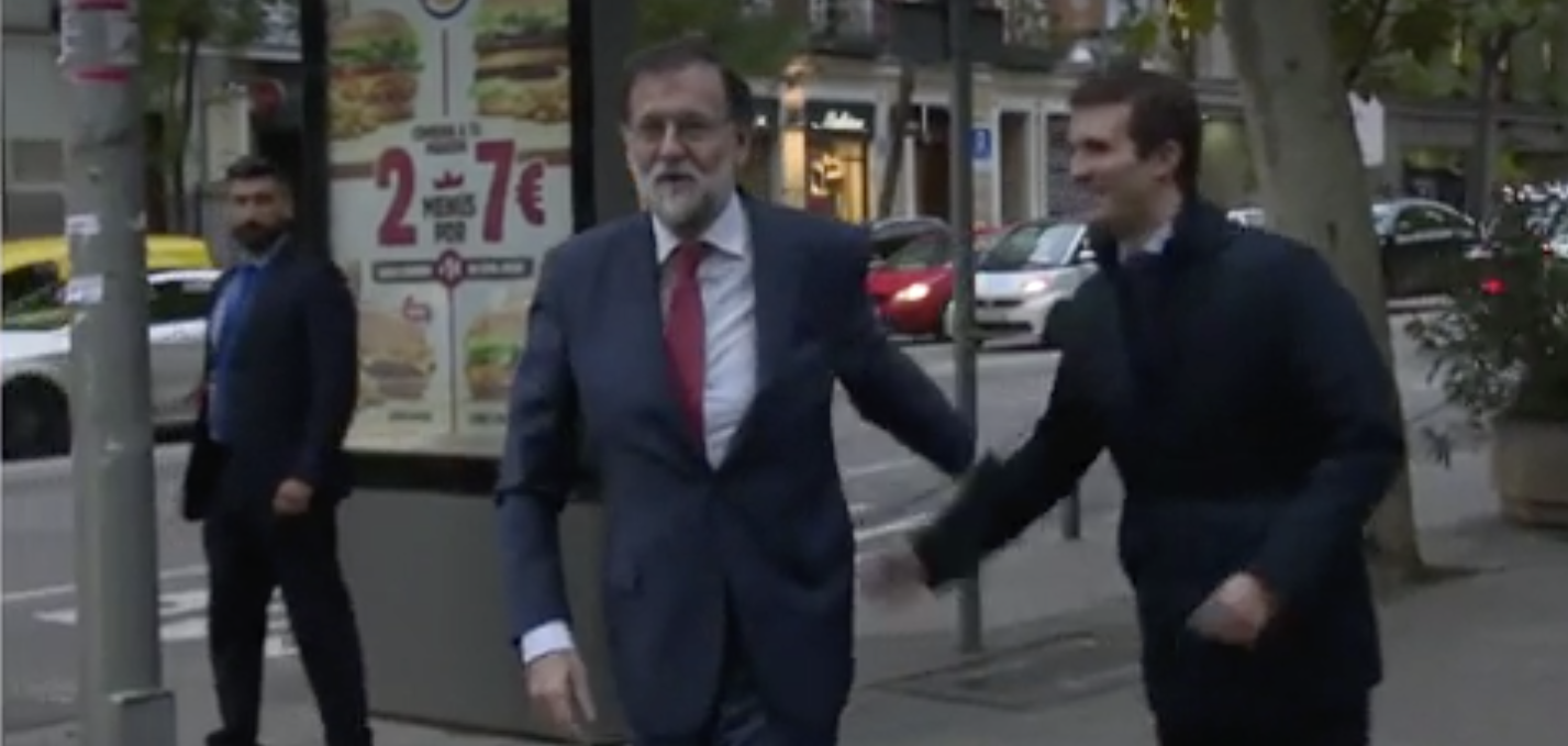 Mariano Rajoy junto a Pablo Casado en Génova 13. laSexta