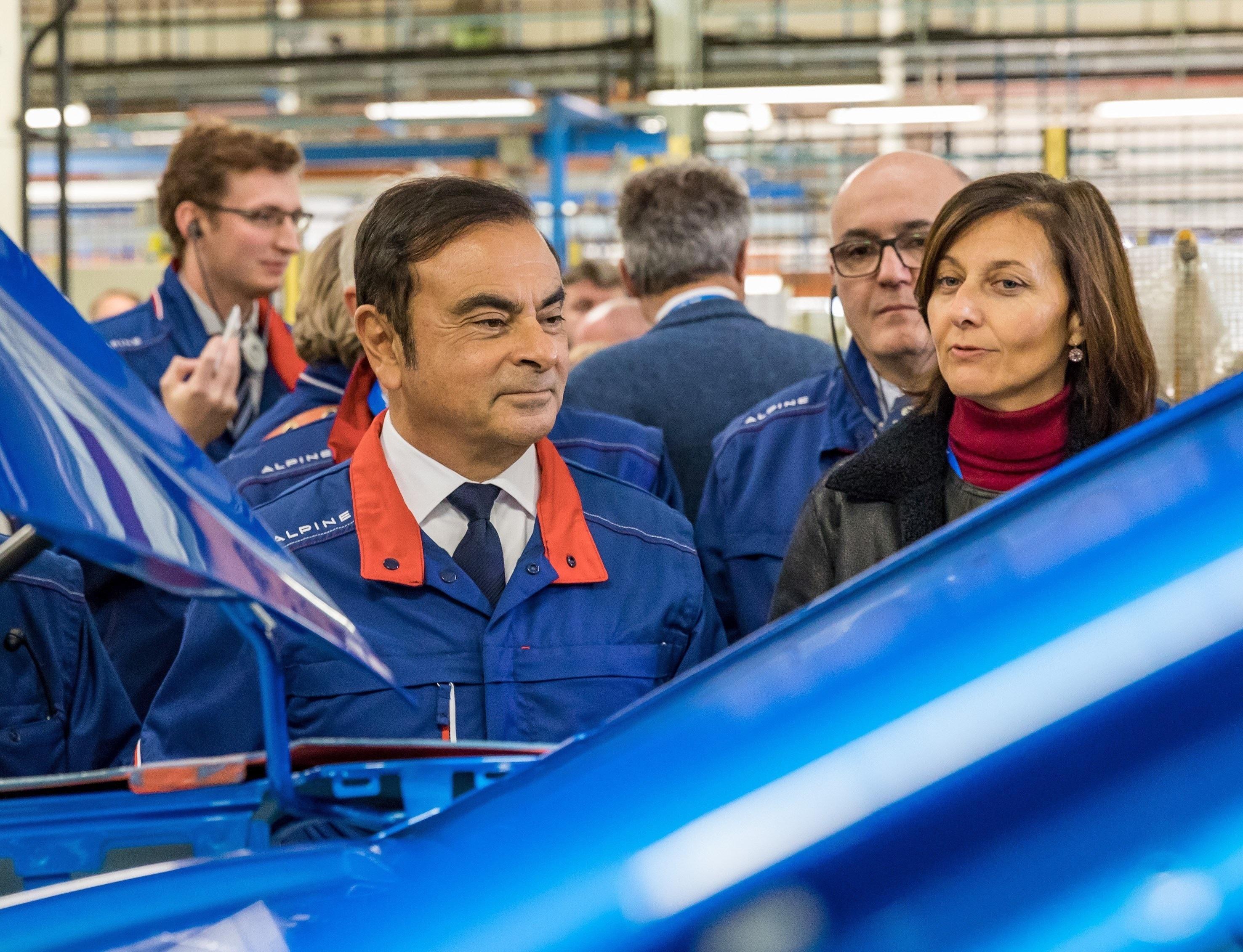 Imagen de archivo de Carlos Ghosn visitando una fábrica de Nissan