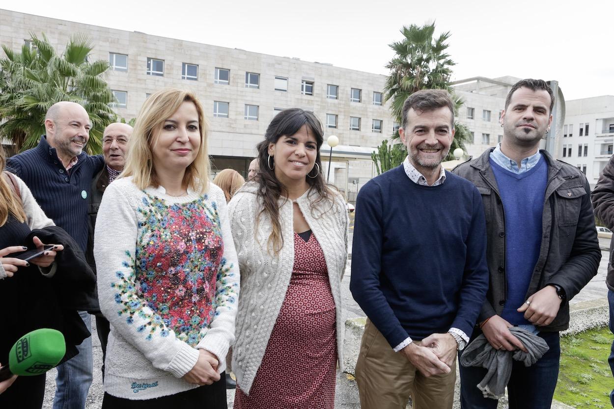 Candidatos de Adelante Andalucía, este viernes en Motril.