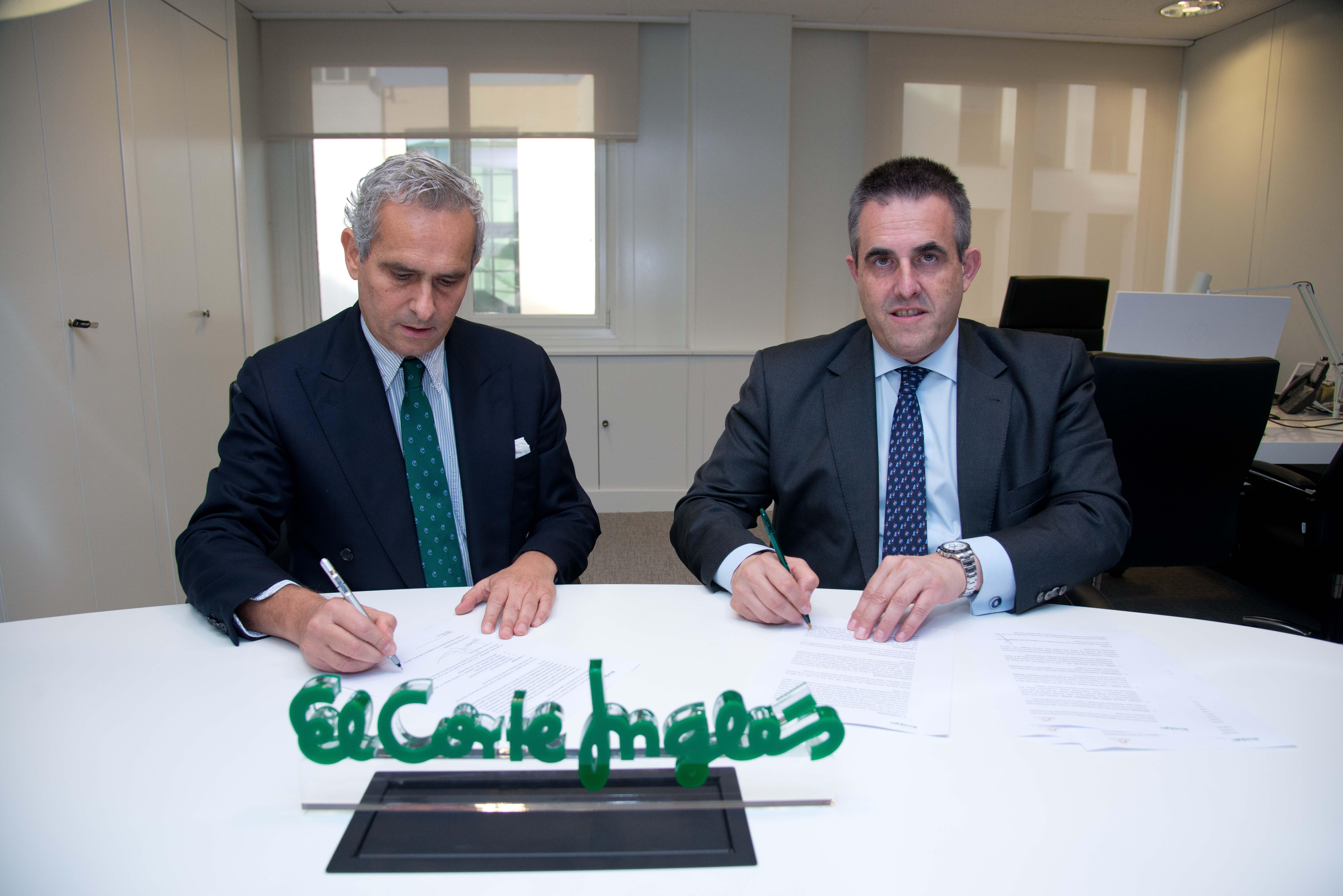 Rodrigo Cipriani (izquierda), director de Alibaba Group y Victor del Pozo, consejero delegado de El Corte Ingles