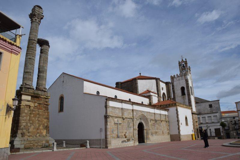 Zalamea de la Serena pudo ser visitada tanto por Lope de Vega como por Calderón de la Barca gracias al trasiego militar de ambos en sus años en la milicia.