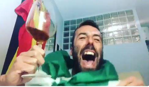 Alvaro Ojeda celebrando los resultados electorales de Andalucía