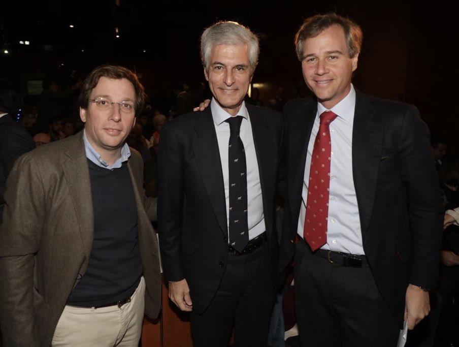 José Luis Martínez-Almeida, Adolfo Suárez-Illana y Antonio González Terol. TWITTER