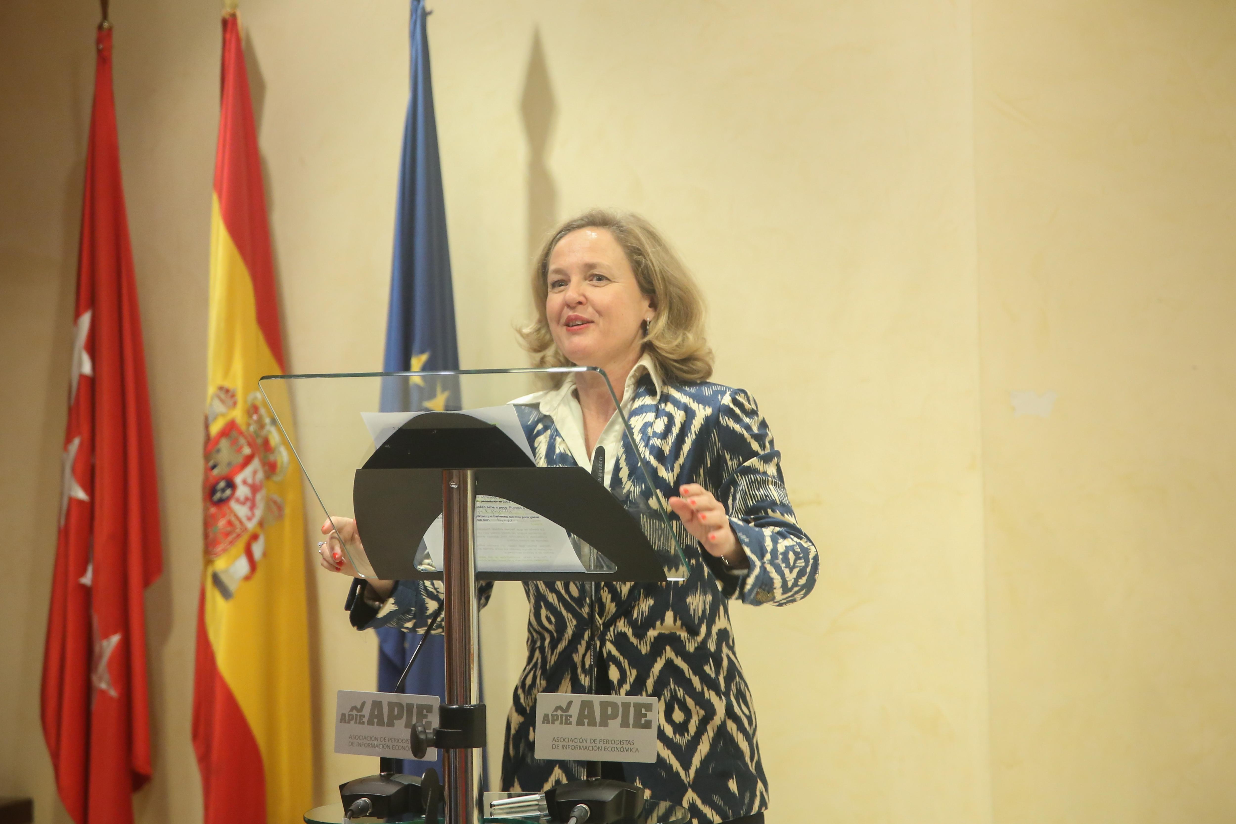La ministra de Economía y Empresa Nadia Calviño interviene en la XXXII Edición de los Premios Tintero y Secante2018 de la Asociación de Periodistas Económicos (APIE) - Europa Press